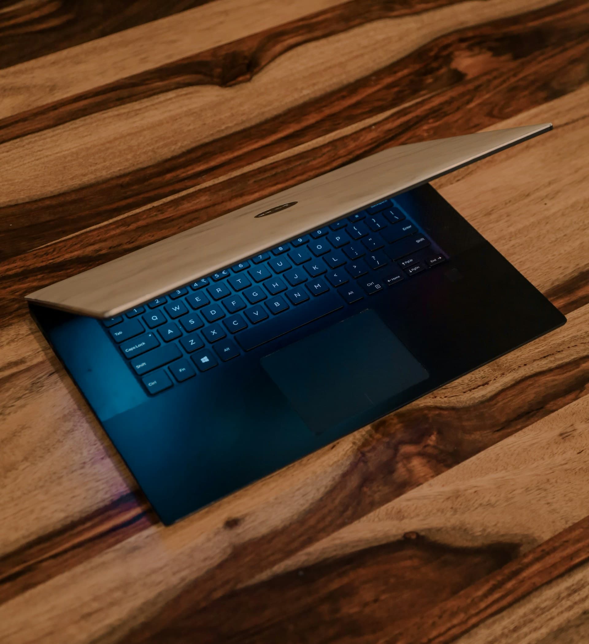Laptop Dell XPS 15 OLED | Core i7-13700H | 32GB | 1TB SSD - Laptop XPress