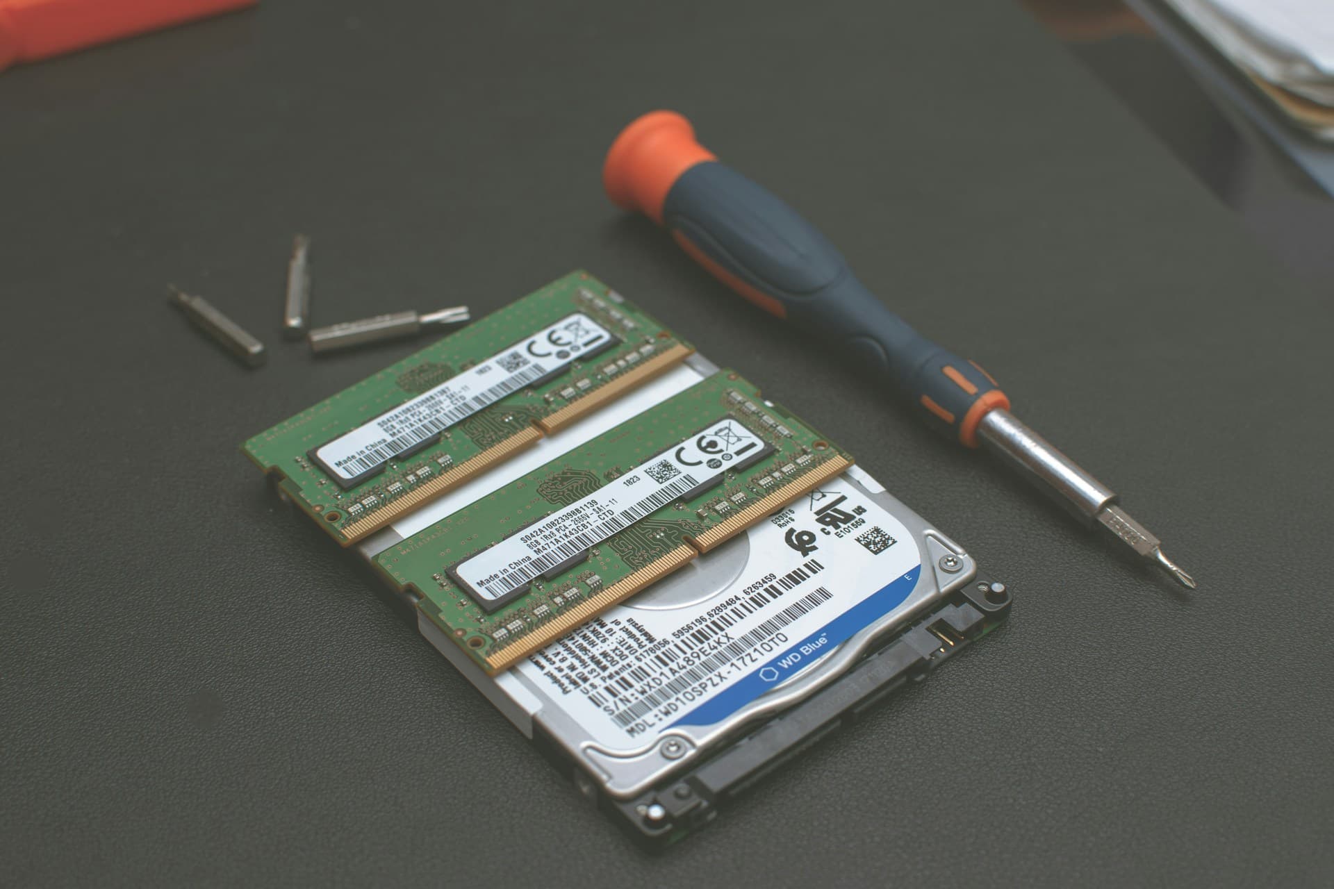 Thay / Nâng Cấp SSD 256GB NVMe